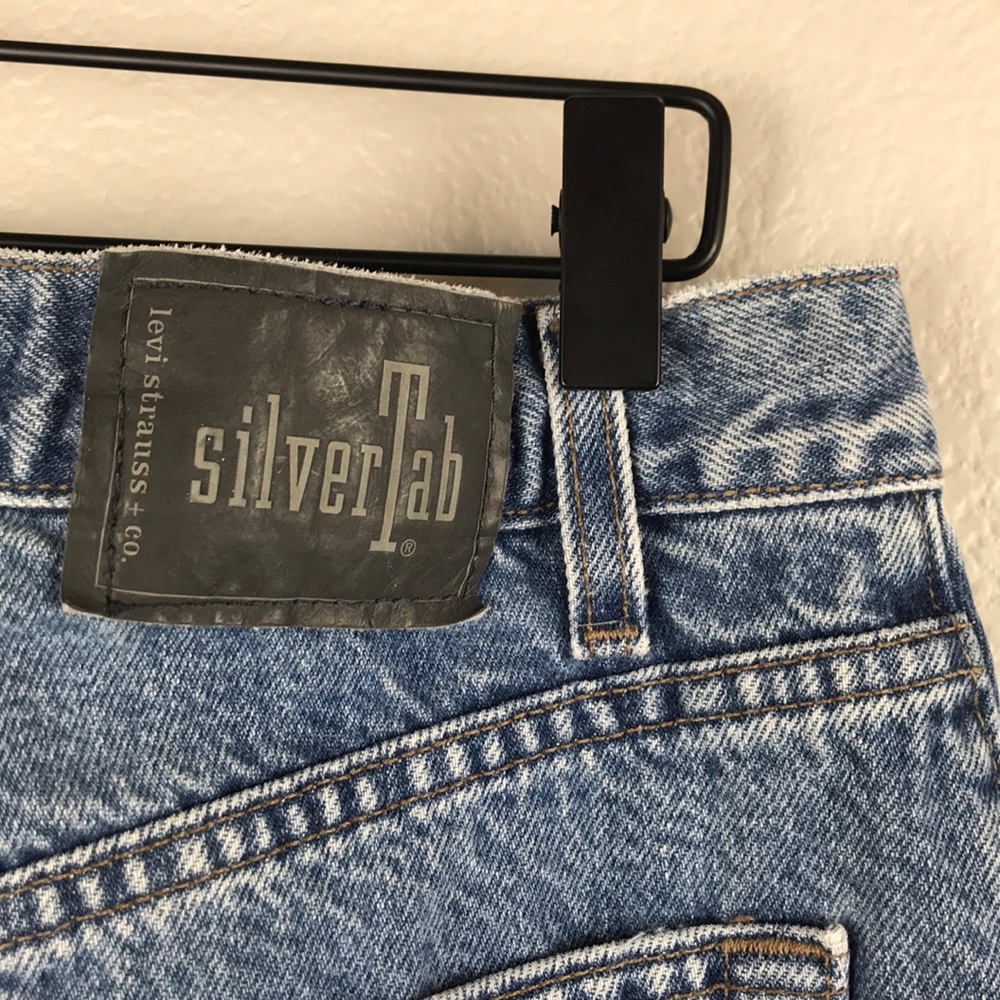 Vintage levis silver tab relaxed straight leg